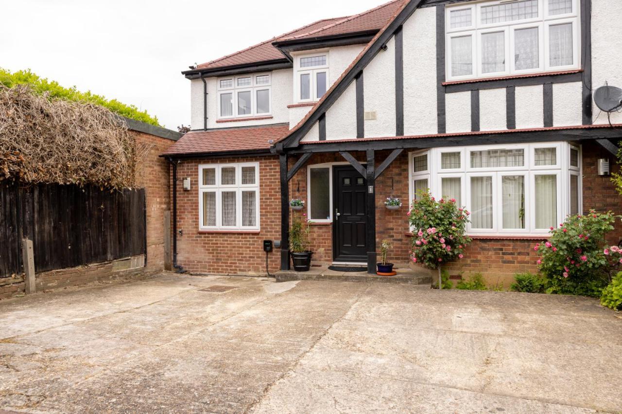 London Vegetarian Smoke & Pet Free En-Suite With Ev Parking إدجوير المظهر الخارجي الصورة